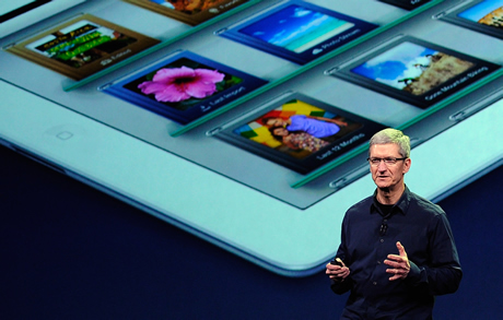 Tim Cook with iPad