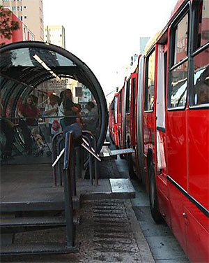 куритиба, автобусная остановка