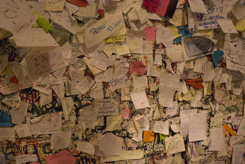 love-letters-wall-la-casa--large-msg-12730404985