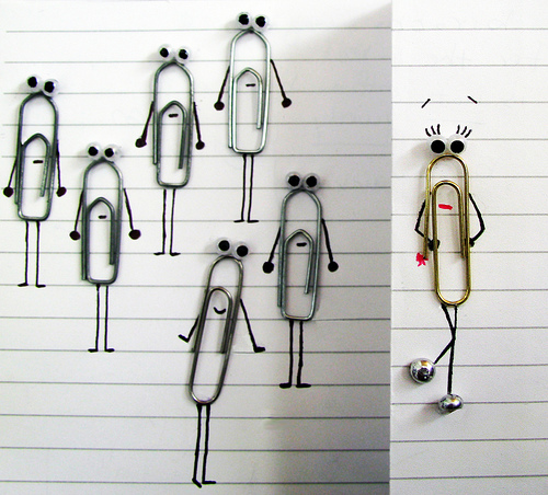 funny_pictures_paper_clips_02