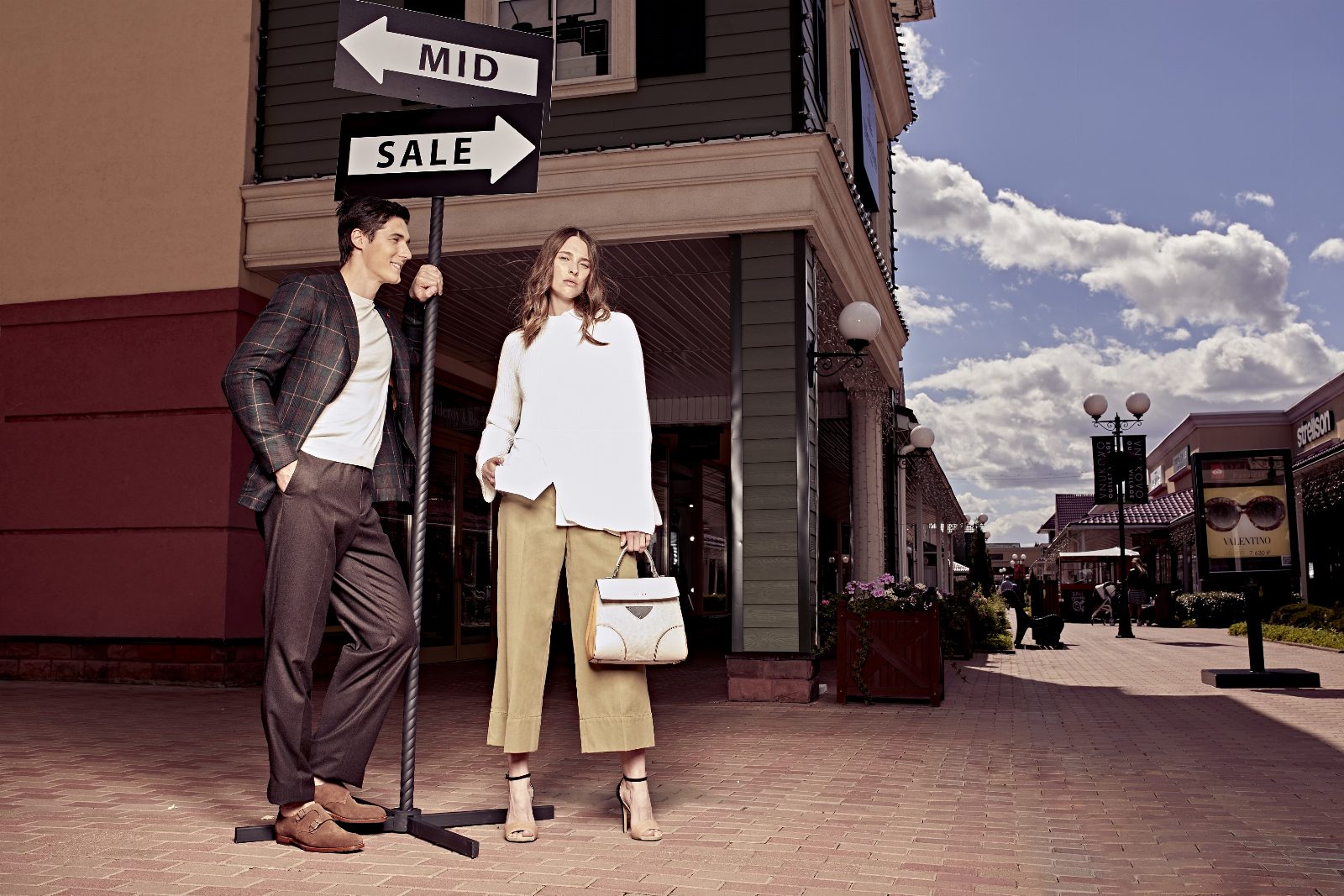 Межсезонная распродажа во Vnukovo Outlet Village
